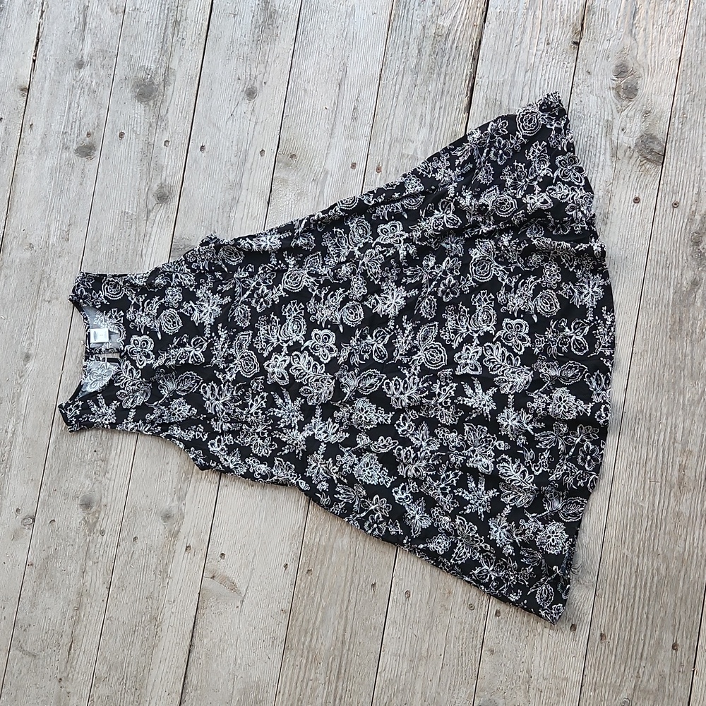 Black & White Floral Paisley Flounce Ruffle Tiered Summer Dress Size Small